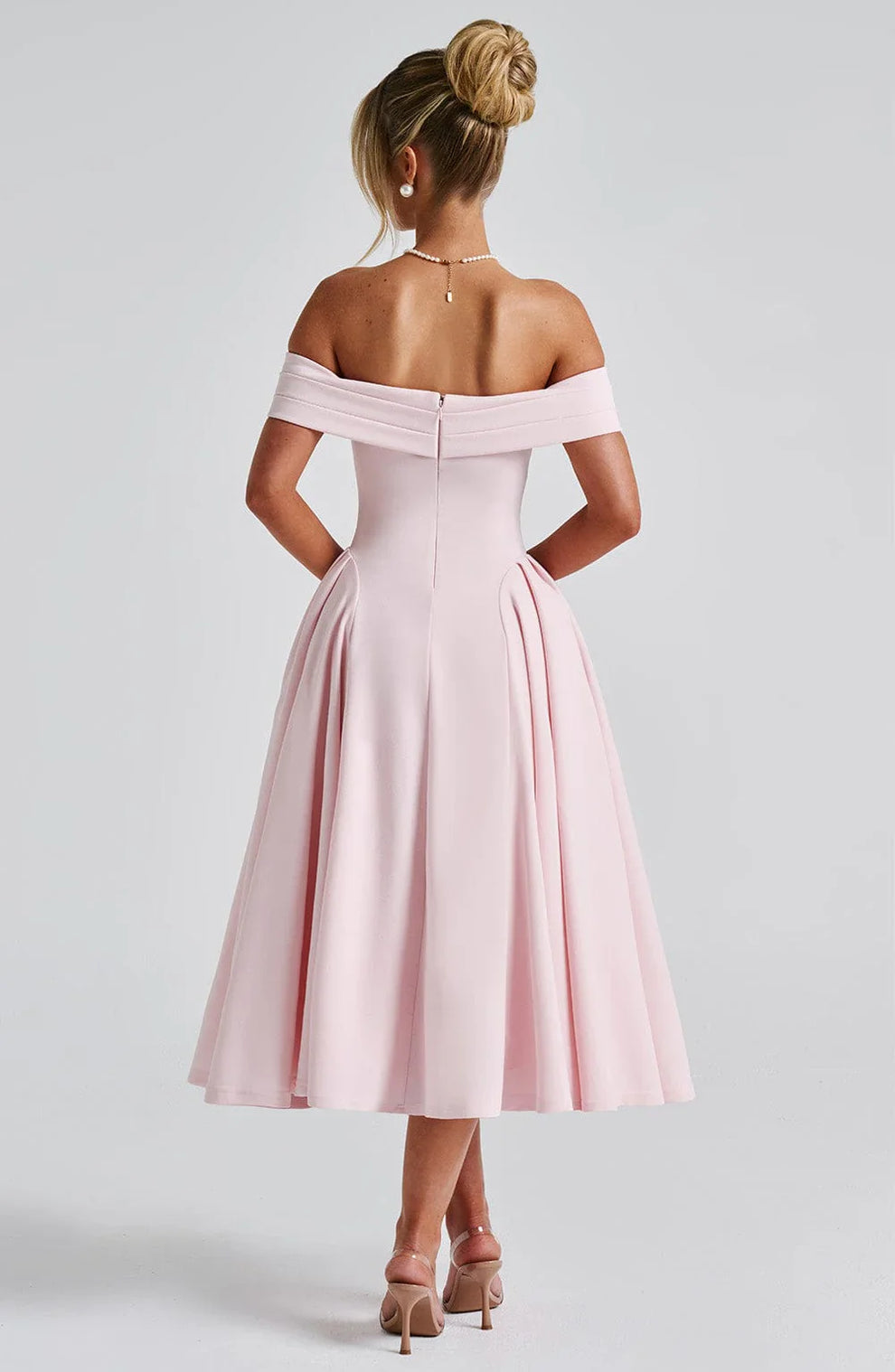 Loura Elegant Mini Dress