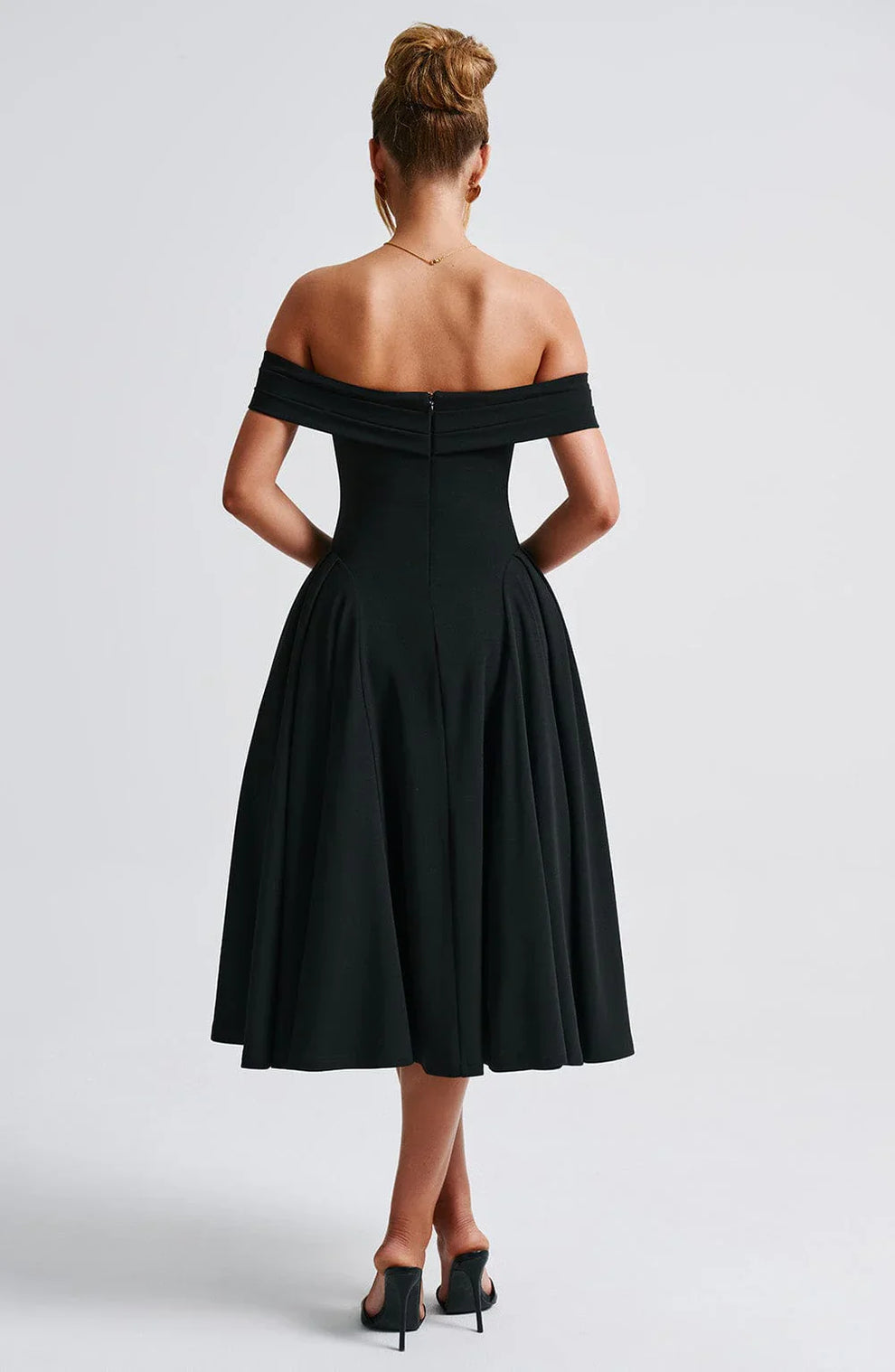 Loura Elegant Mini Dress