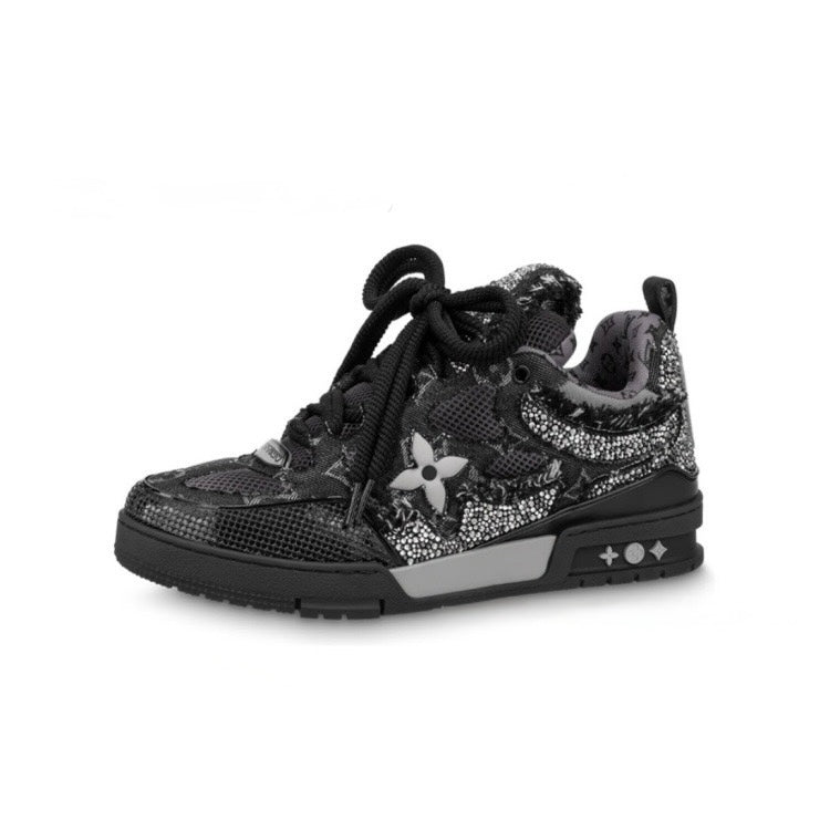BLACK CRYSTAL SKATE SNEAKER