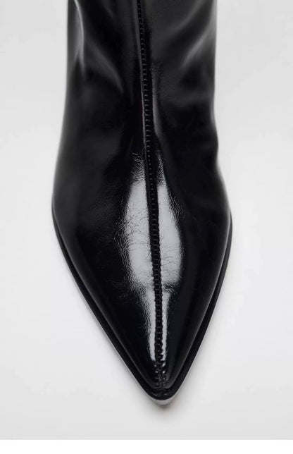 schwarze High-Heeled Stiefel