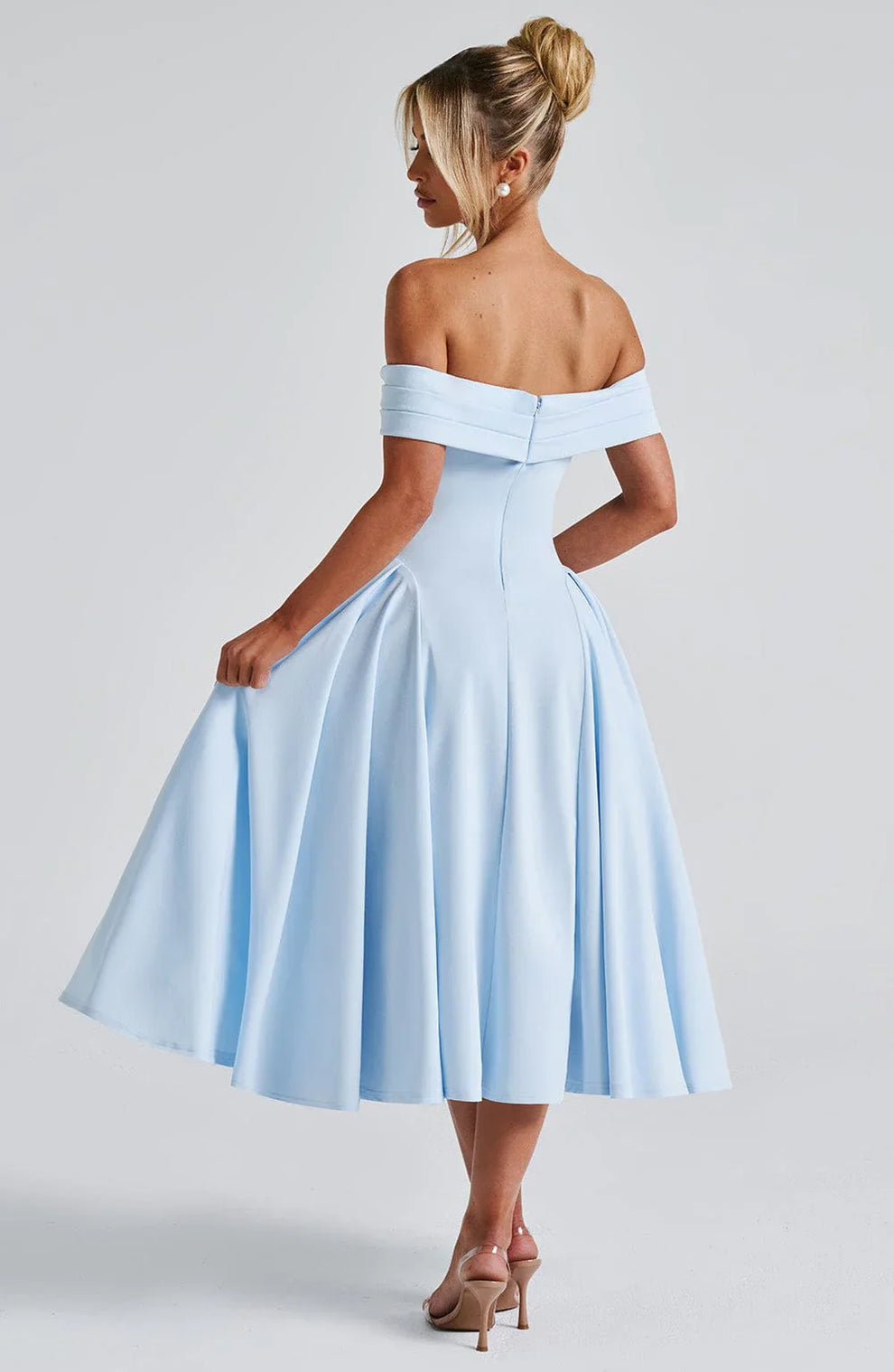 Loura Elegant Mini Dress